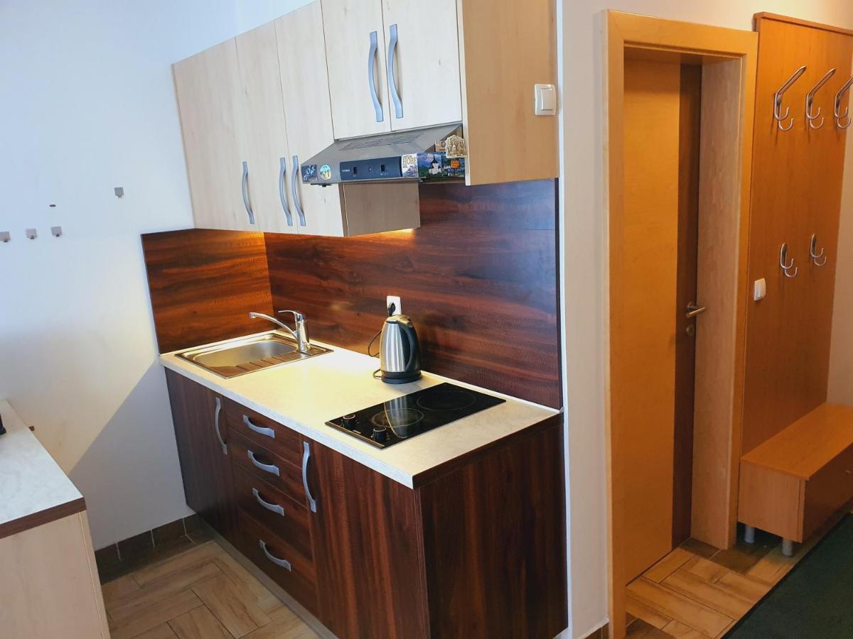 Guest House Hober Prevalje Kültér fotó